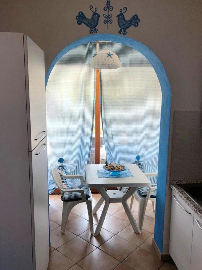 B&B Il Mirto Bianco San Giovanni Suergiu Bagian luar foto